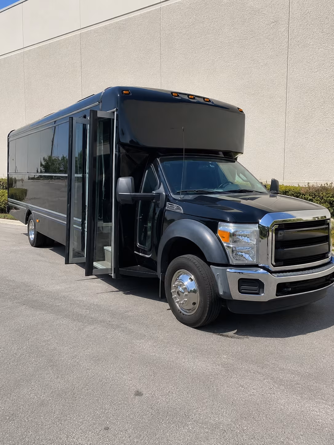 Durham Birthday, Sweet 16, & Quinceañera Party Bus Rentals