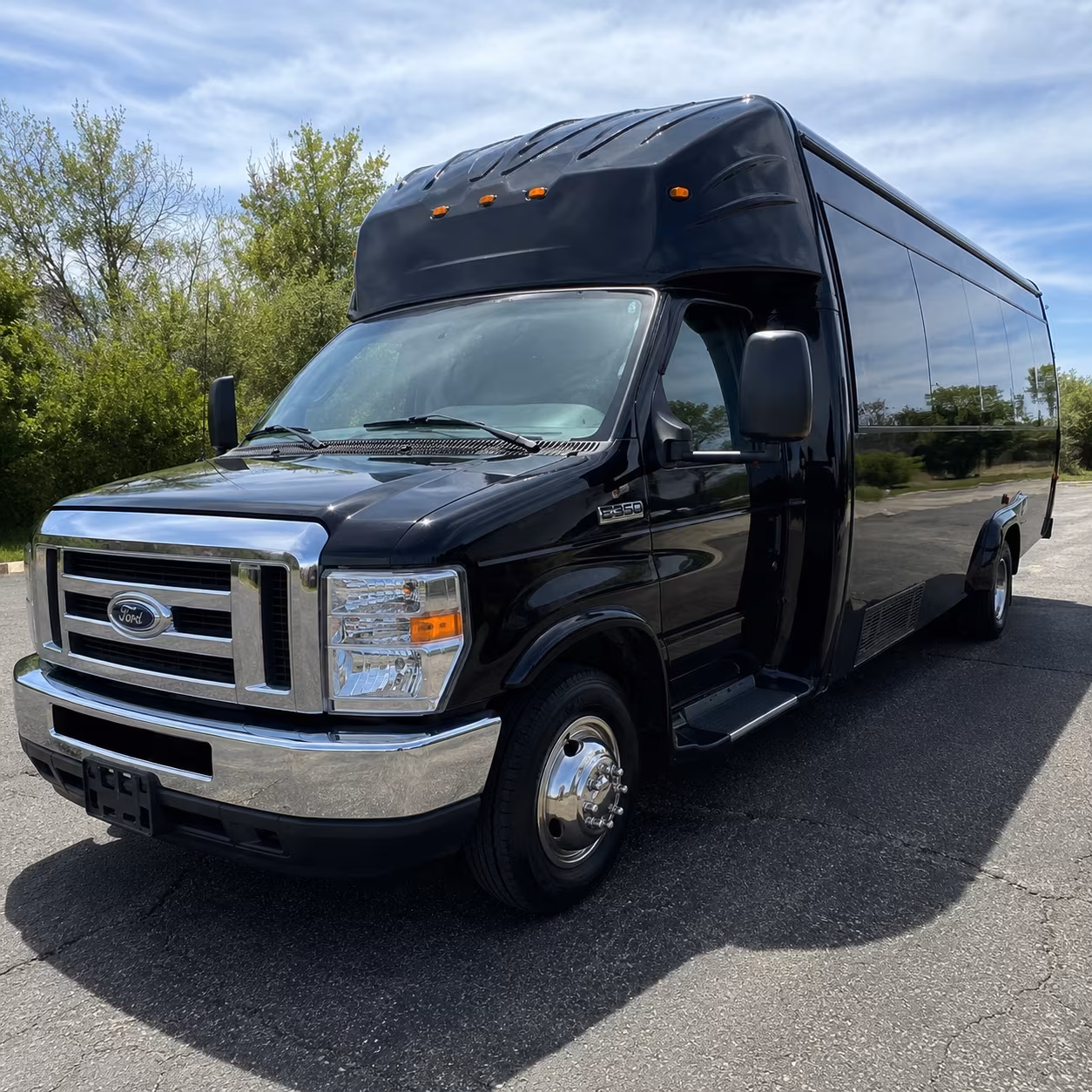 Raleigh Winery Tour & Pub Crawl Transportation